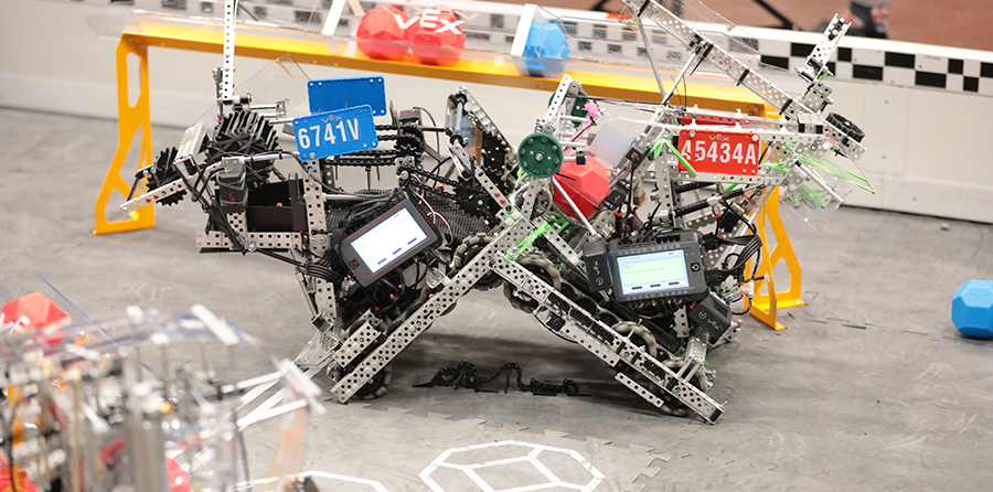 Two VEX V5 Robots